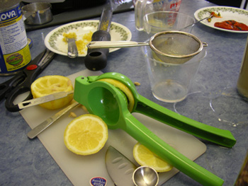 Lemon Juice to Remove Body Odor